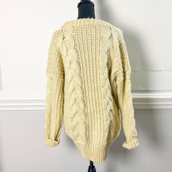 Urban Outfitters Oversize Cable Knit Sweater - Picture 5 of 7
